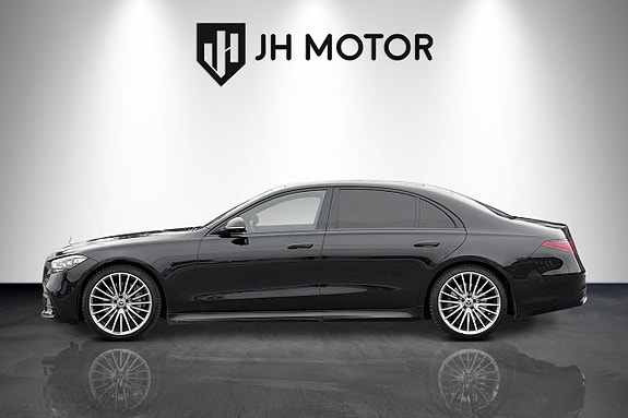 Mercedes-Benz S400 3 of 28