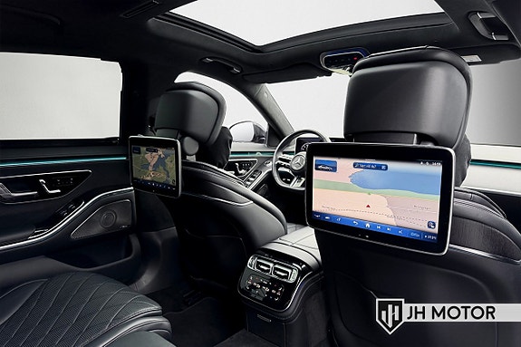 Mercedes-Benz S400 18 of 28