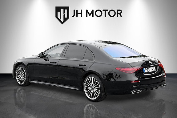 Mercedes-Benz S400 4 of 28