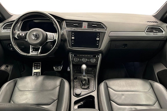 Volkswagen Tiguan 12 of 28
