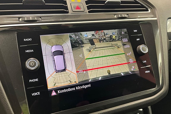 Volkswagen Tiguan 15 of 28