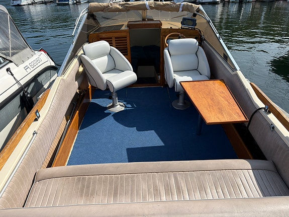 Sunseeker 23 fin klassiker med nyare motor 5 of 8