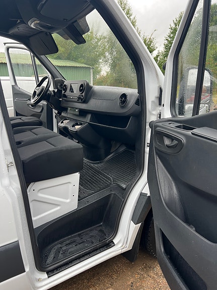 Mercedes-Benz Sprinter 315 8 of 13