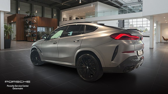 BMW X6 2 of 15