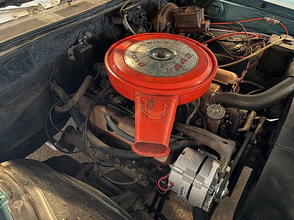 Oldsmobile 442 23 of 30