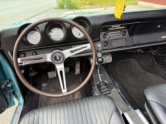 Oldsmobile 442 13 of 30