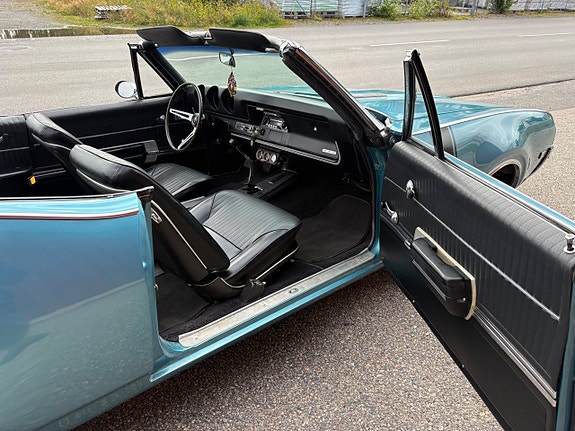 Oldsmobile 442 19 of 30