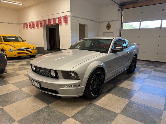 Ford Mustang 5 of 30