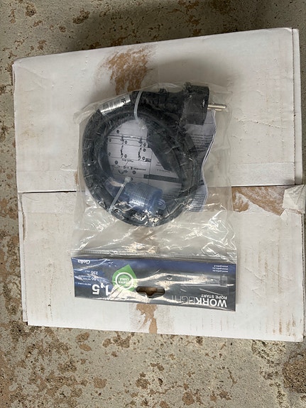 Product image 1 of 2