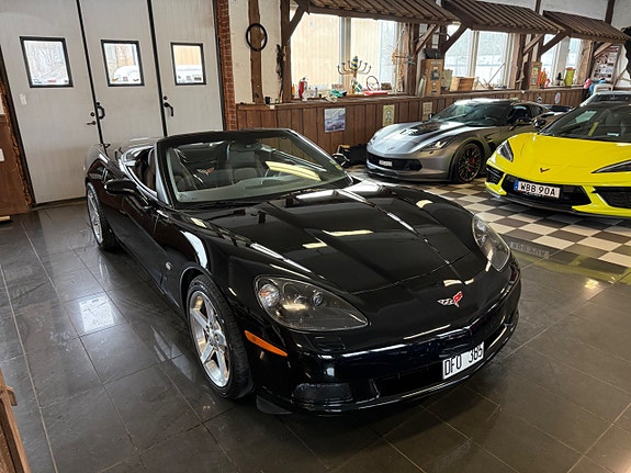 Chevrolet Corvette 15 of 24