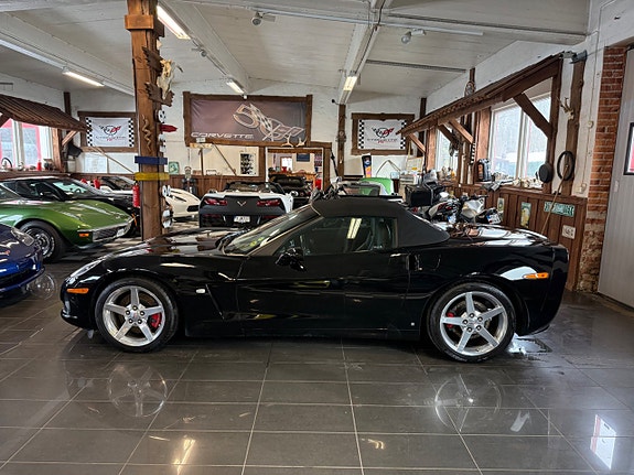 Chevrolet Corvette 5 of 24
