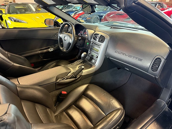 Chevrolet Corvette 21 of 24