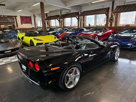 Chevrolet Corvette 12 of 24