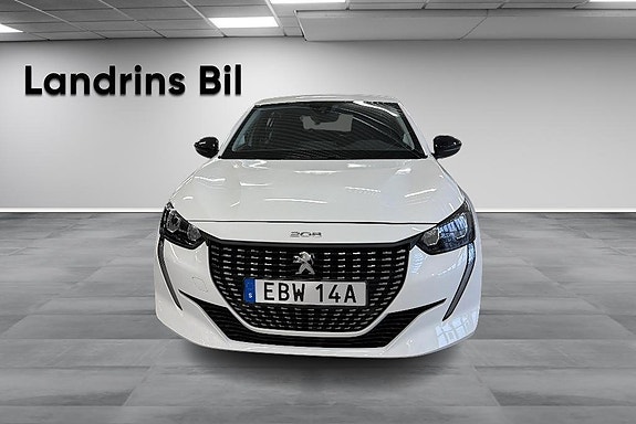 Peugeot 208 2 of 14