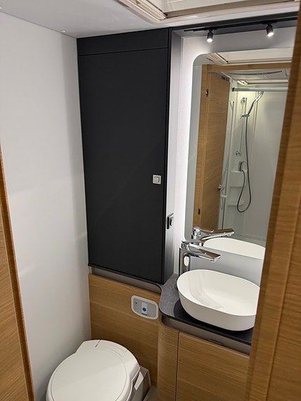 Adria Matrix 670 SL 60Y * AC * 12 of 13