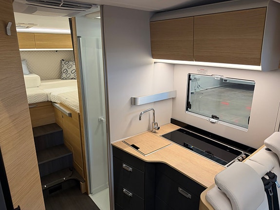 Adria Matrix 670 SL 60Y * AC * 7 of 13