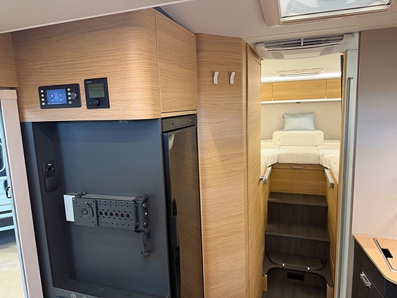 Adria Matrix 670 SL 60Y * AC * 8 of 13