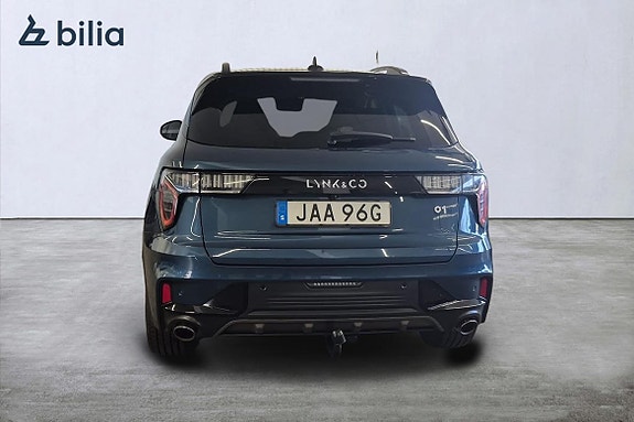 Lynk & Co 01 16 of 30