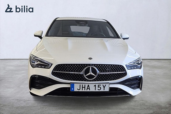 Mercedes-Benz CLA250 e 11 of 30