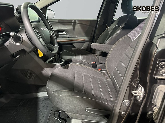 Dacia Sandero Stepway 8 of 19