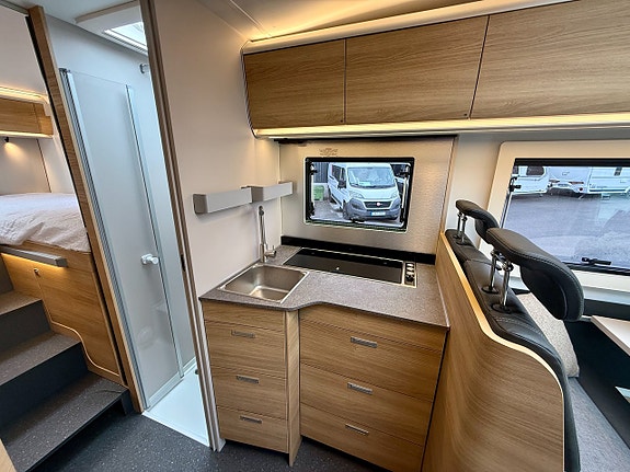 Adria Coral Select 670 SL - Höga långbäddar - Nyhet! - Automat - Dieselpanna - 11 of 23