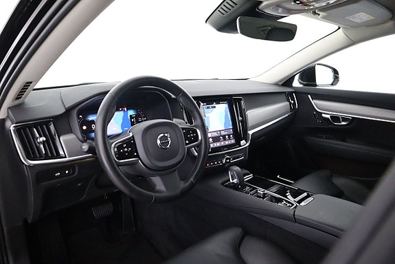 Volvo V90 11 of 26