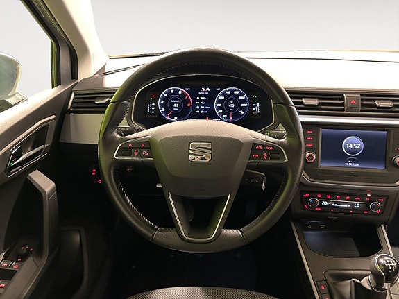 Seat Arona 12 of 23
