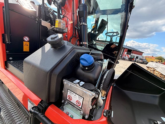 SVERIGEPREMIÄR! Kubota KW115 hjulgrävare med 5 år garanti! 9 of 12