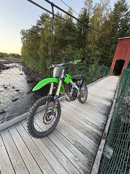 Kawasaki Kxf 250 2 of 6