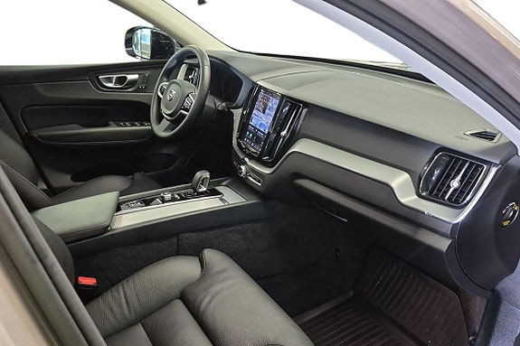 Volvo XC60 30 of 30