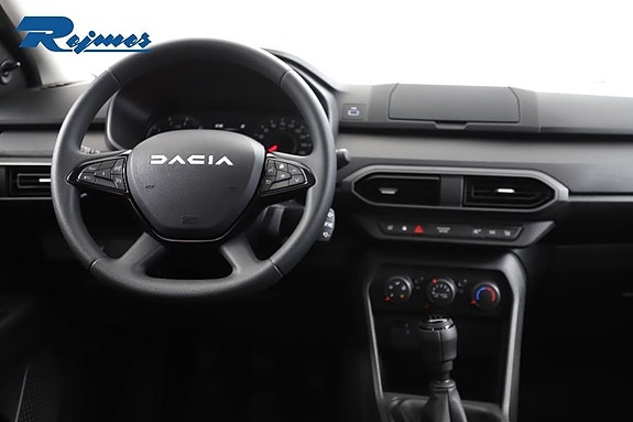 Dacia Sandero 12 of 24