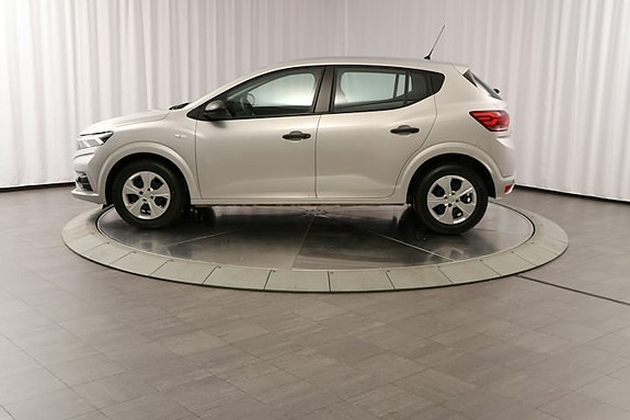 Dacia Sandero 2 of 24