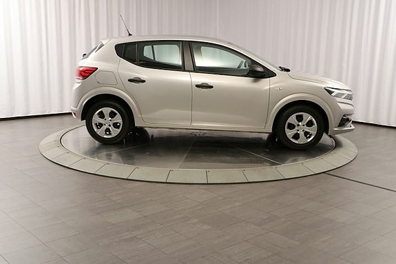 Dacia Sandero 3 of 24