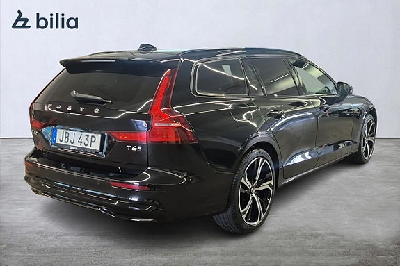 Volvo V60 13 of 30