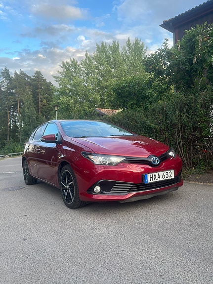 Toyota Auris 7 of 7