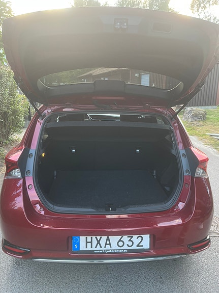 Toyota Auris 3 of 7