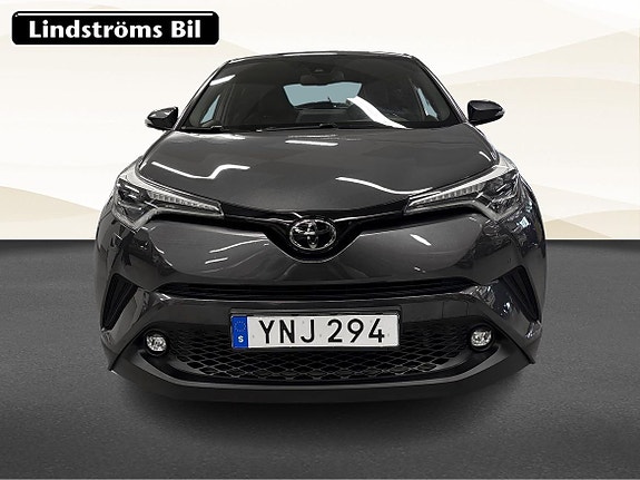 Toyota C-HR 9 of 21