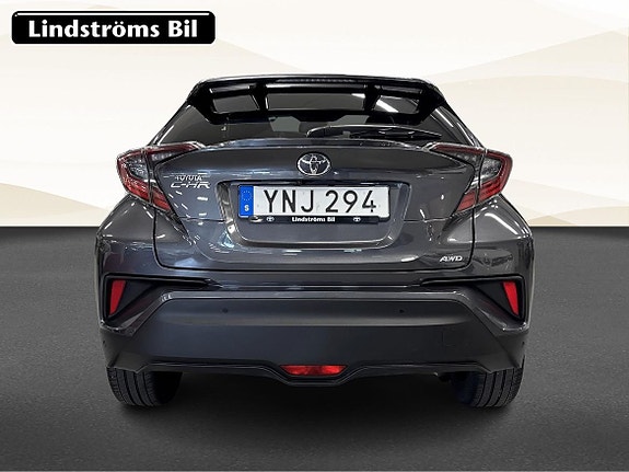 Toyota C-HR 8 of 21