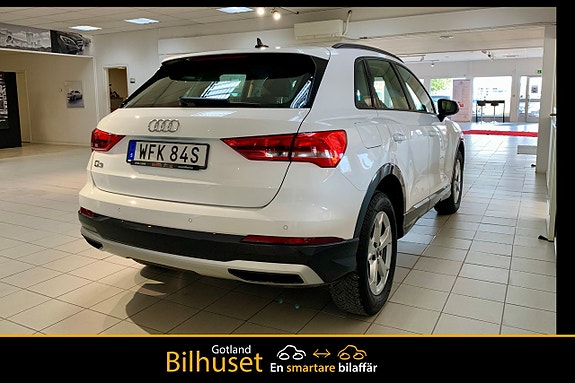 Audi Q3 5 of 12