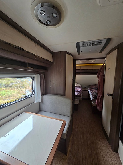 Hobby 720 UML Prestige 3 of 4
