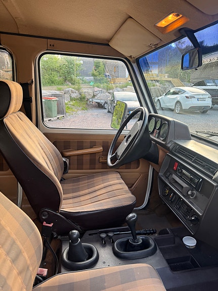 Mercedes-Benz 280 GE 3 of 5