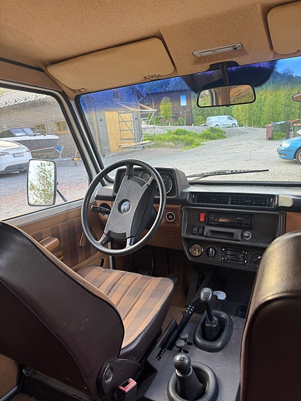 Mercedes-Benz 280 GE 4 of 5