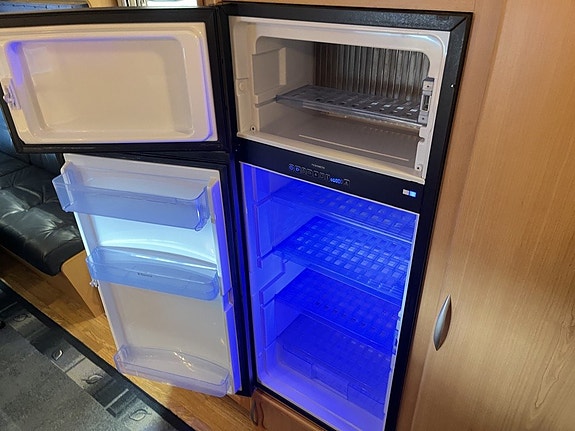 Kabe SAFIR XL KS (ALDE+AC+Solcell+1 570 kg) 12 of 21