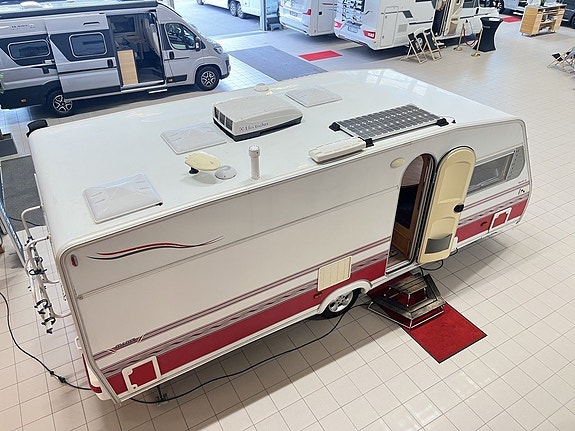 Kabe SAFIR XL KS (ALDE+AC+Solcell+1 570 kg) 5 of 21