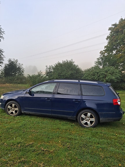 Volkswagen Passat 5 of 7