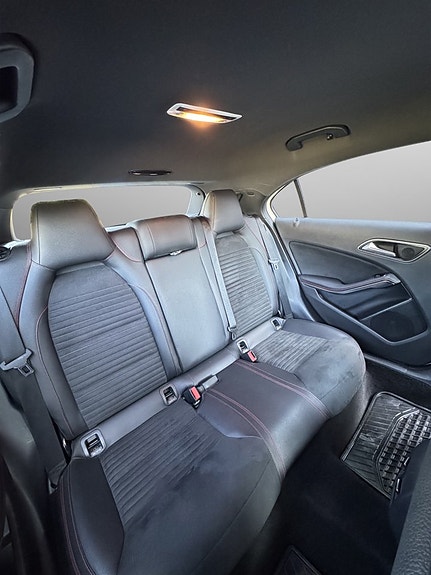 Mercedes-Benz A200 d 22 of 24