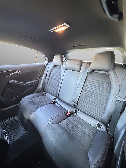 Mercedes-Benz A200 d 21 of 24