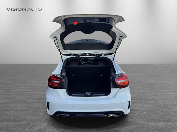 Mercedes-Benz A200 d 24 of 24