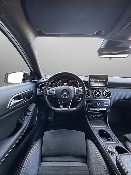 Mercedes-Benz A200 d 13 of 24