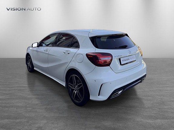 Mercedes-Benz A200 d 7 of 24